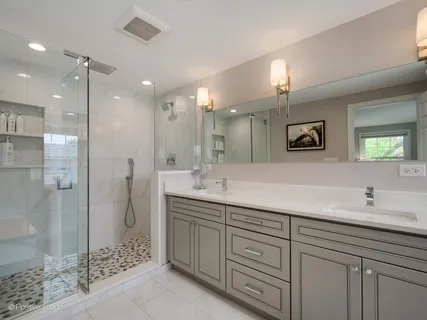$775,000 | 1615 South Kaspar Avenue, Arlington Heights, IL 60005