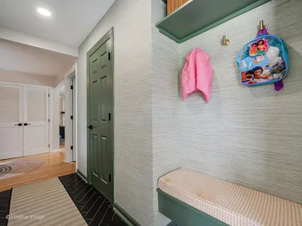 $775,000 | 1615 South Kaspar Avenue, Arlington Heights, IL 60005