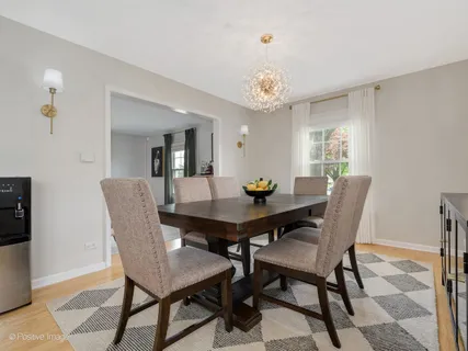 $775,000 | 1615 South Kaspar Avenue, Arlington Heights, IL 60005
