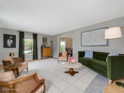 $775,000 | 1615 South Kaspar Avenue, Arlington Heights, IL 60005