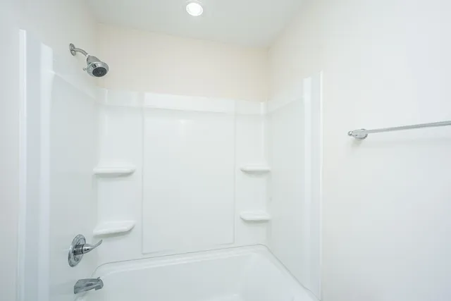 $2,850 | 201 Bigleaf Court, Summerville, SC 29486