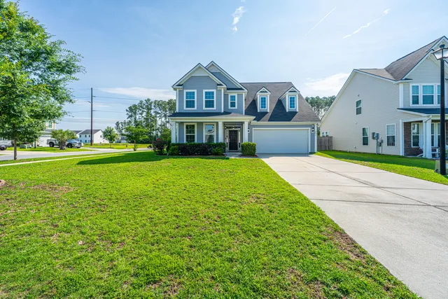 $2,850 | 201 Bigleaf Court, Summerville, SC 29486