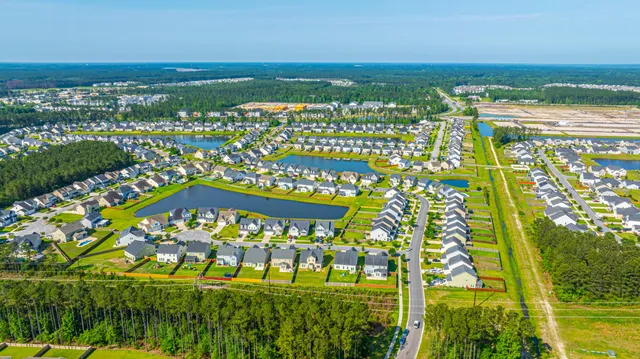 $2,850 | 201 Bigleaf Court, Summerville, SC 29486