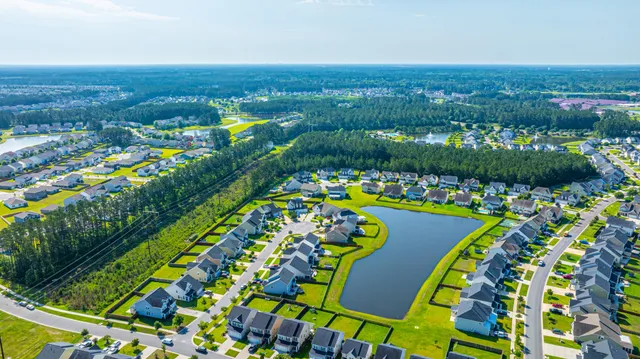 $2,850 | 201 Bigleaf Court, Summerville, SC 29486