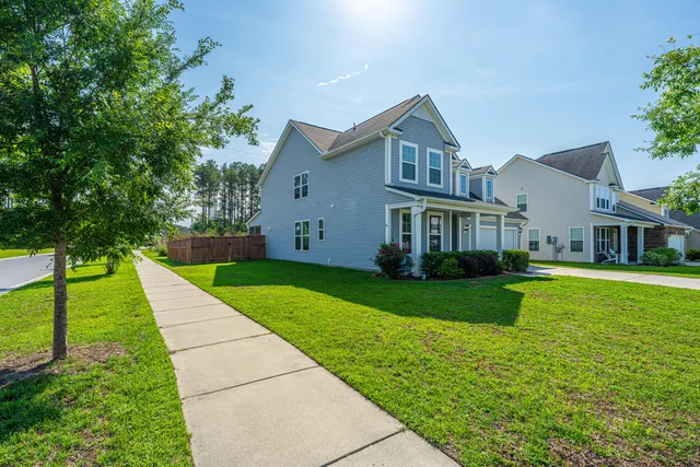 $2,850 | 201 Bigleaf Court, Summerville, SC 29486