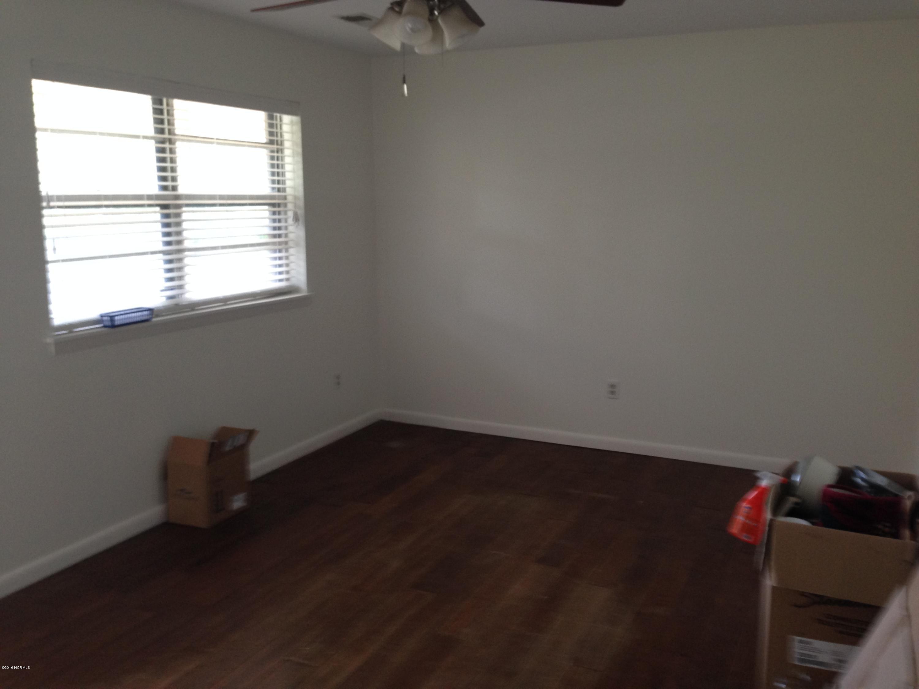 5439 Andover Road Wilmington, NC 28403 - Photo 5 of 13 IMG_3770