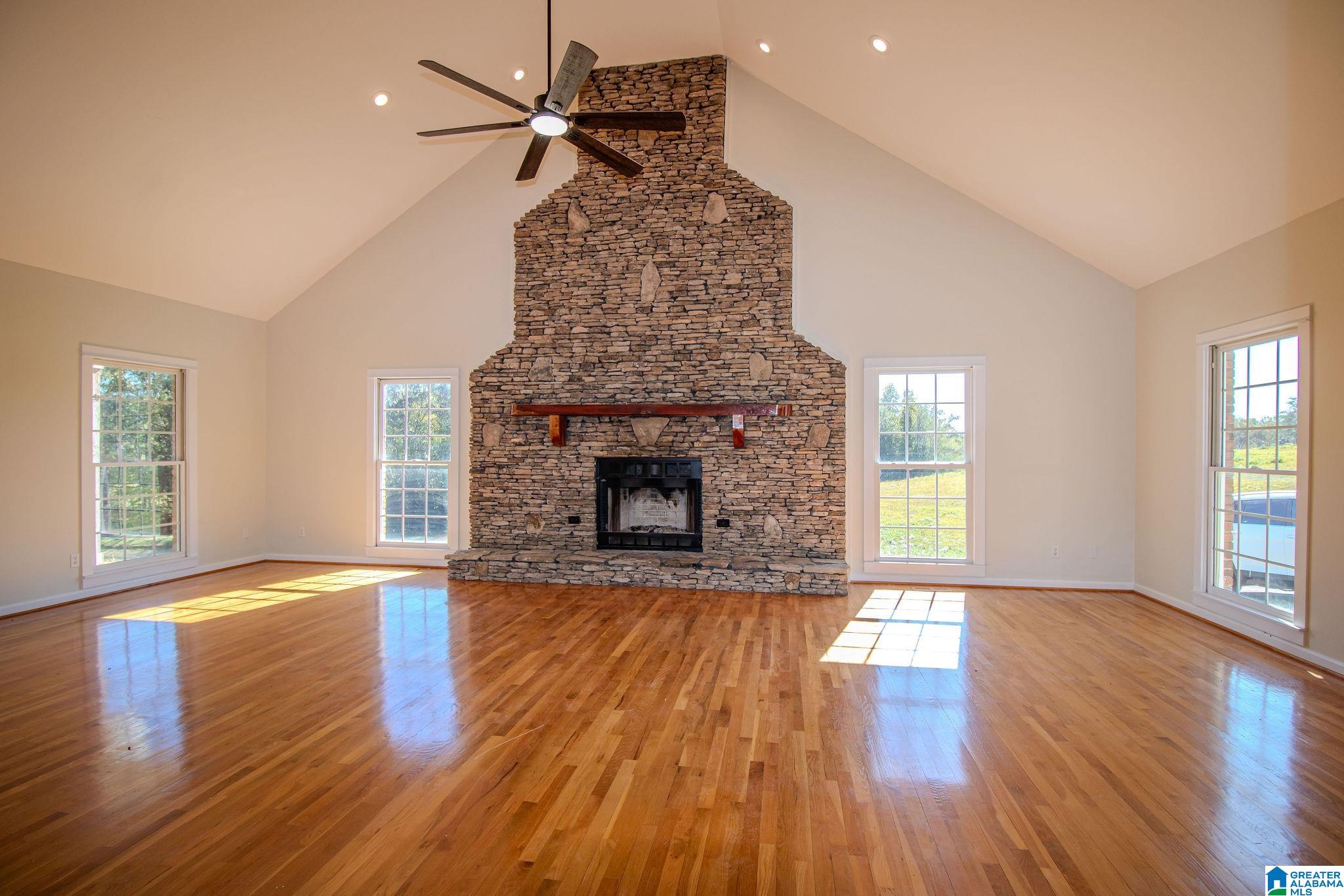 193 Brown Street Heflin, AL 36264 - Photo 3 of 57