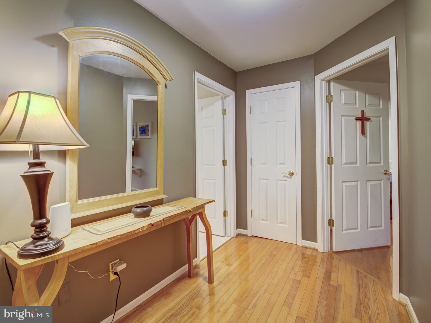 7360 Clifton Road Clifton, VA 20124 - Photo 38 of 72 upstairs foyer at bedrooms