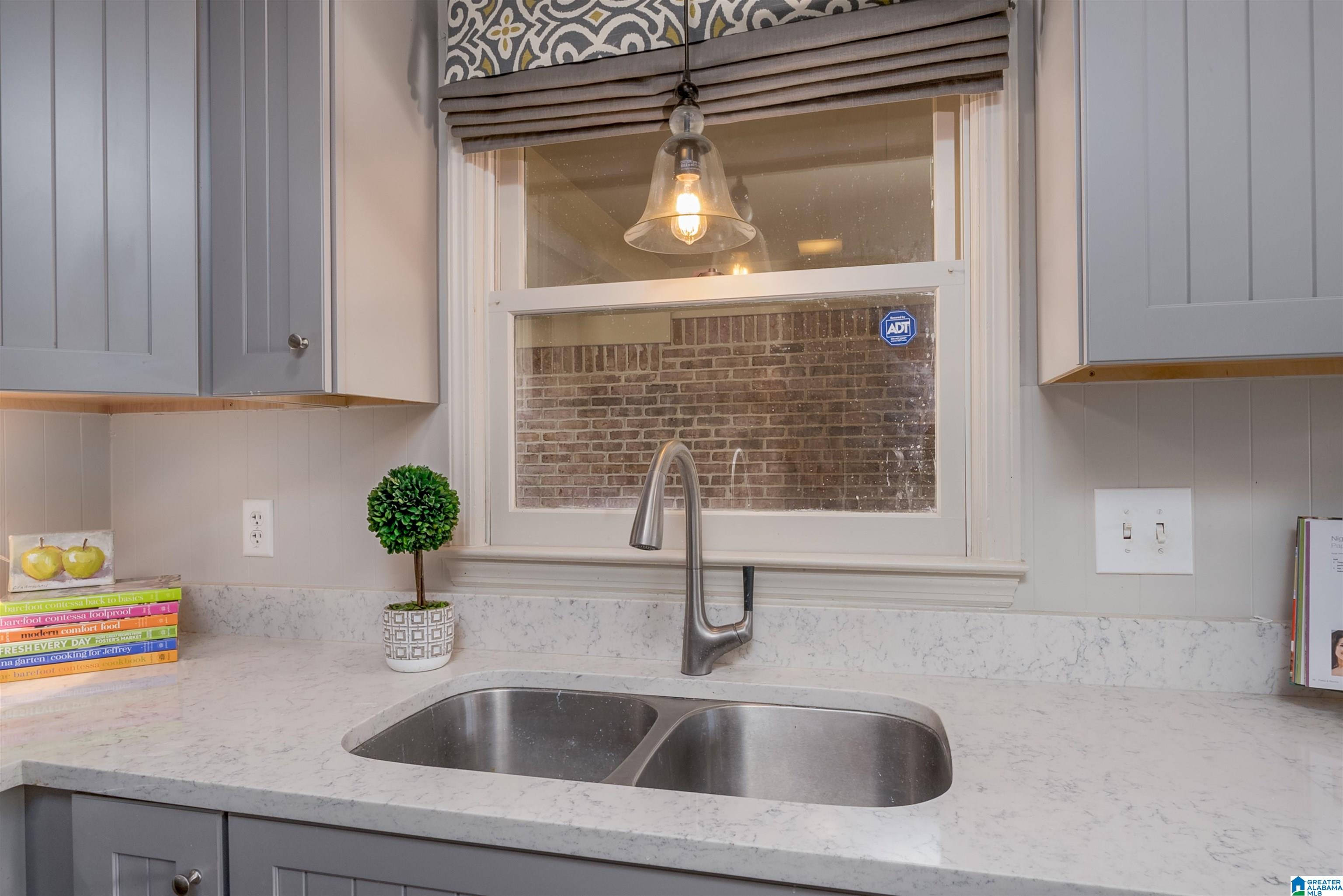 3773 Brookwood Road Birmingham, AL 35213 - Photo 12 of 53