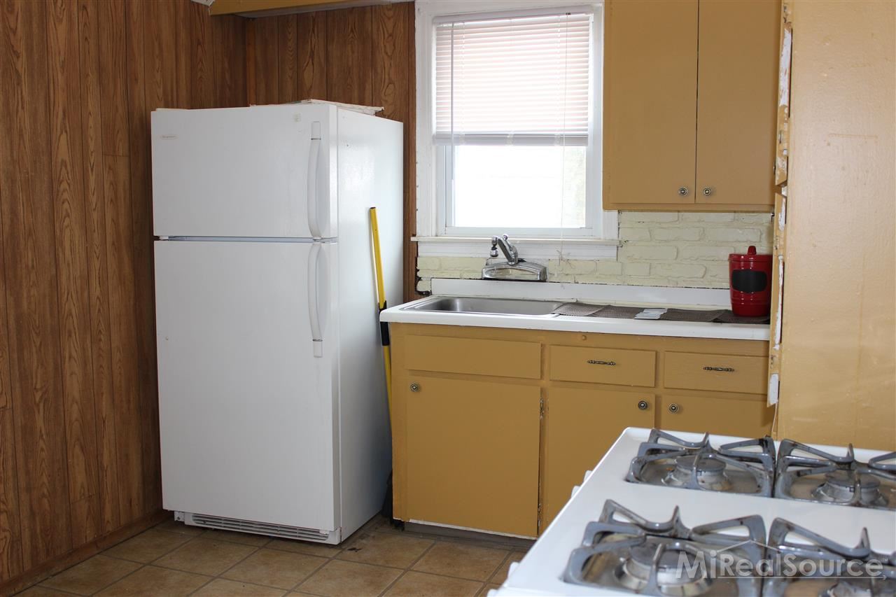 3512 Normandy Road Royal Oak, MI 48073 - Photo 8 of 20