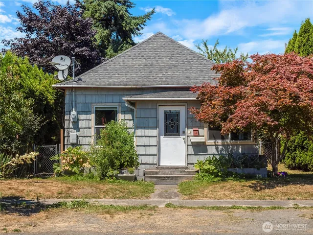 $330,000 | 354 Southwest 10th Street, Chehalis, WA 98532