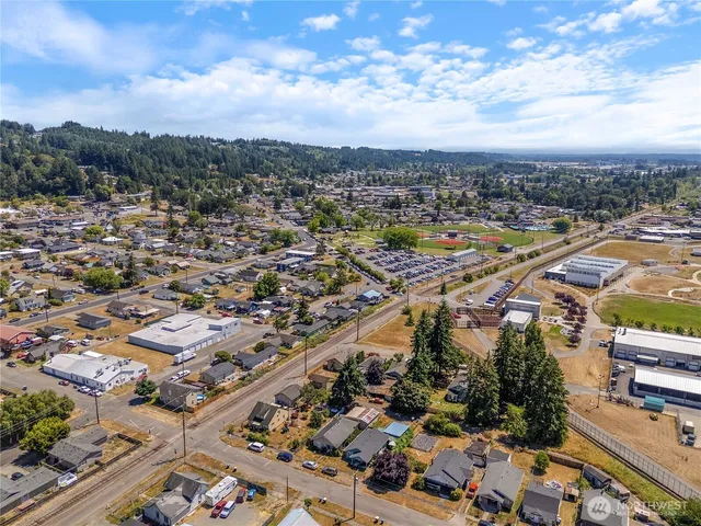 $330,000 | 354 Southwest 10th Street, Chehalis, WA 98532