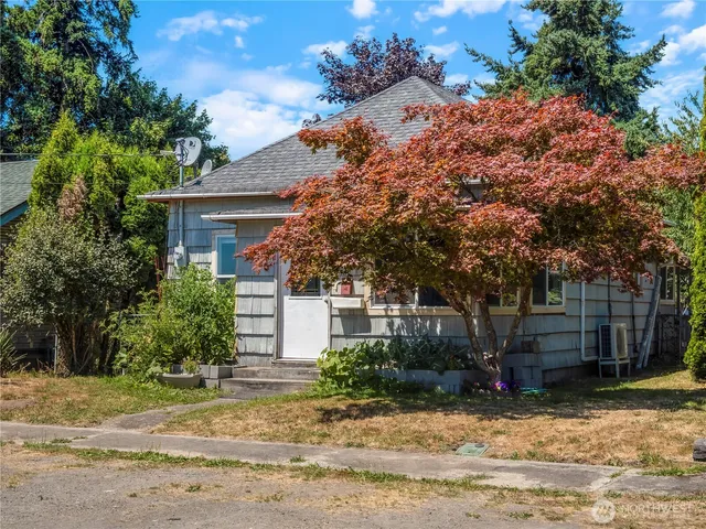 $330,000 | 354 Southwest 10th Street, Chehalis, WA 98532