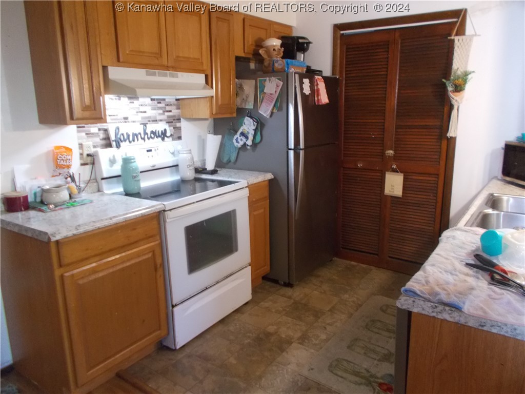 5379 Big Tyler Road, Unit 603 Charleston, WV 25313 - Photo 7 of 19 Gallery Image 7