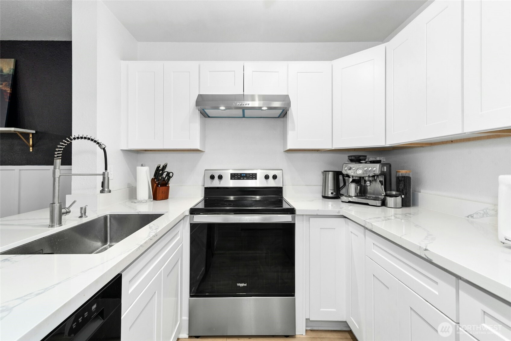 17300 91st Avenue Northeast, Unit B101 Bothell, WA 98011 - Photo 2 of 18