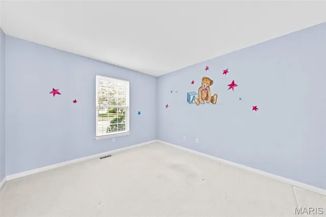 $424,000 | 213 Black Oak Drive, St. Peters, MO 63376