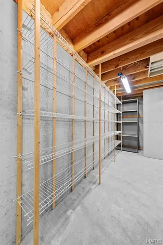 $424,000 | 213 Black Oak Drive, St. Peters, MO 63376