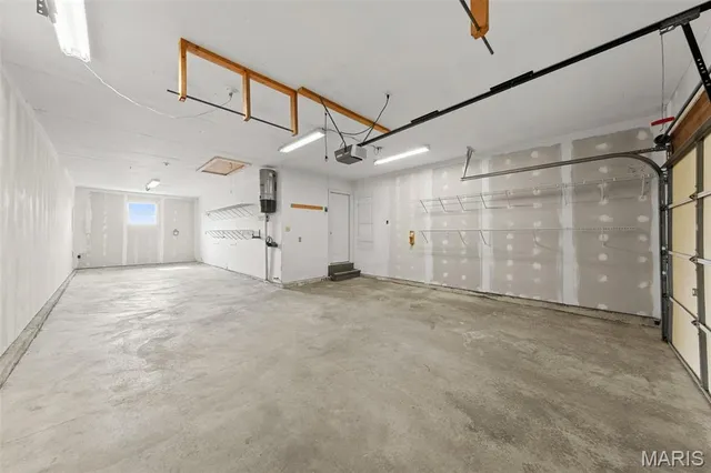 $424,000 | 213 Black Oak Drive, St. Peters, MO 63376