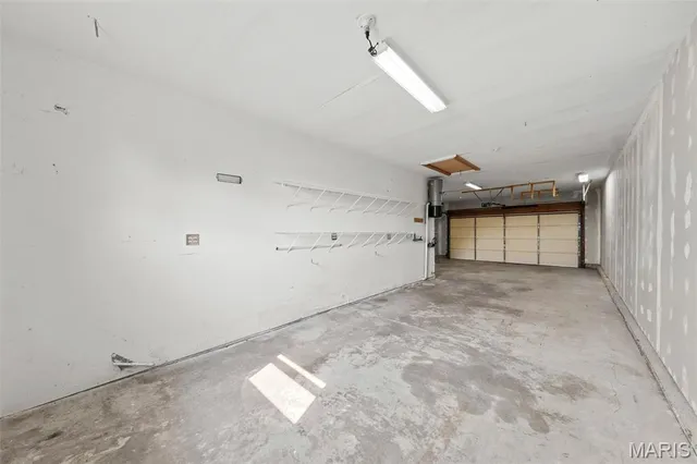 $424,000 | 213 Black Oak Drive, St. Peters, MO 63376