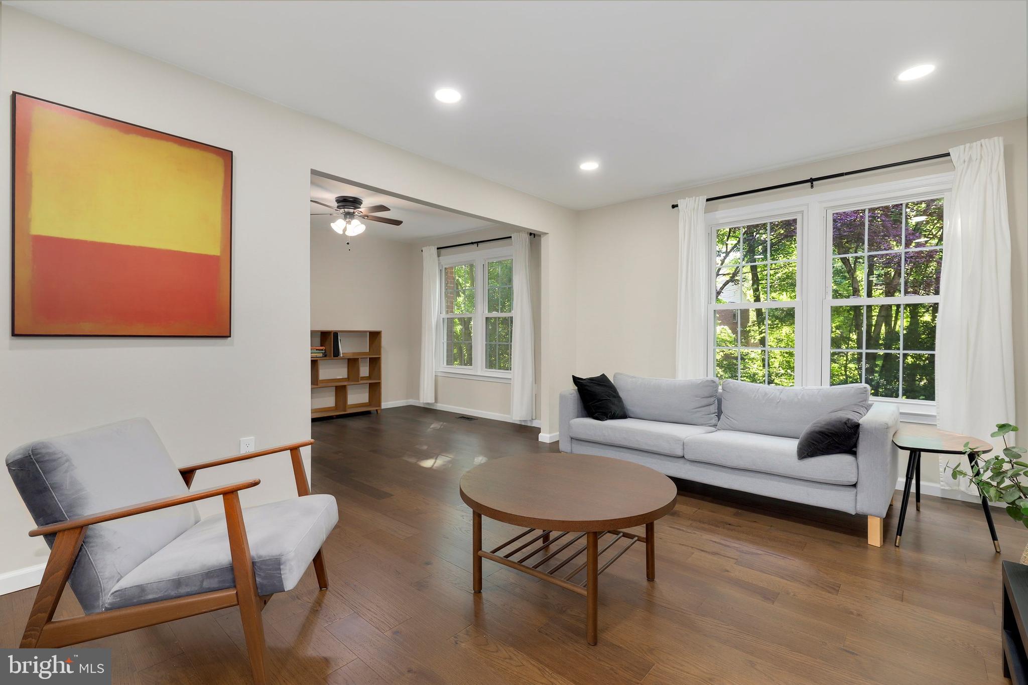 4845 Carriagepark Road Fairfax, VA 22032 - Photo 4 of 38 Gallery Image 4