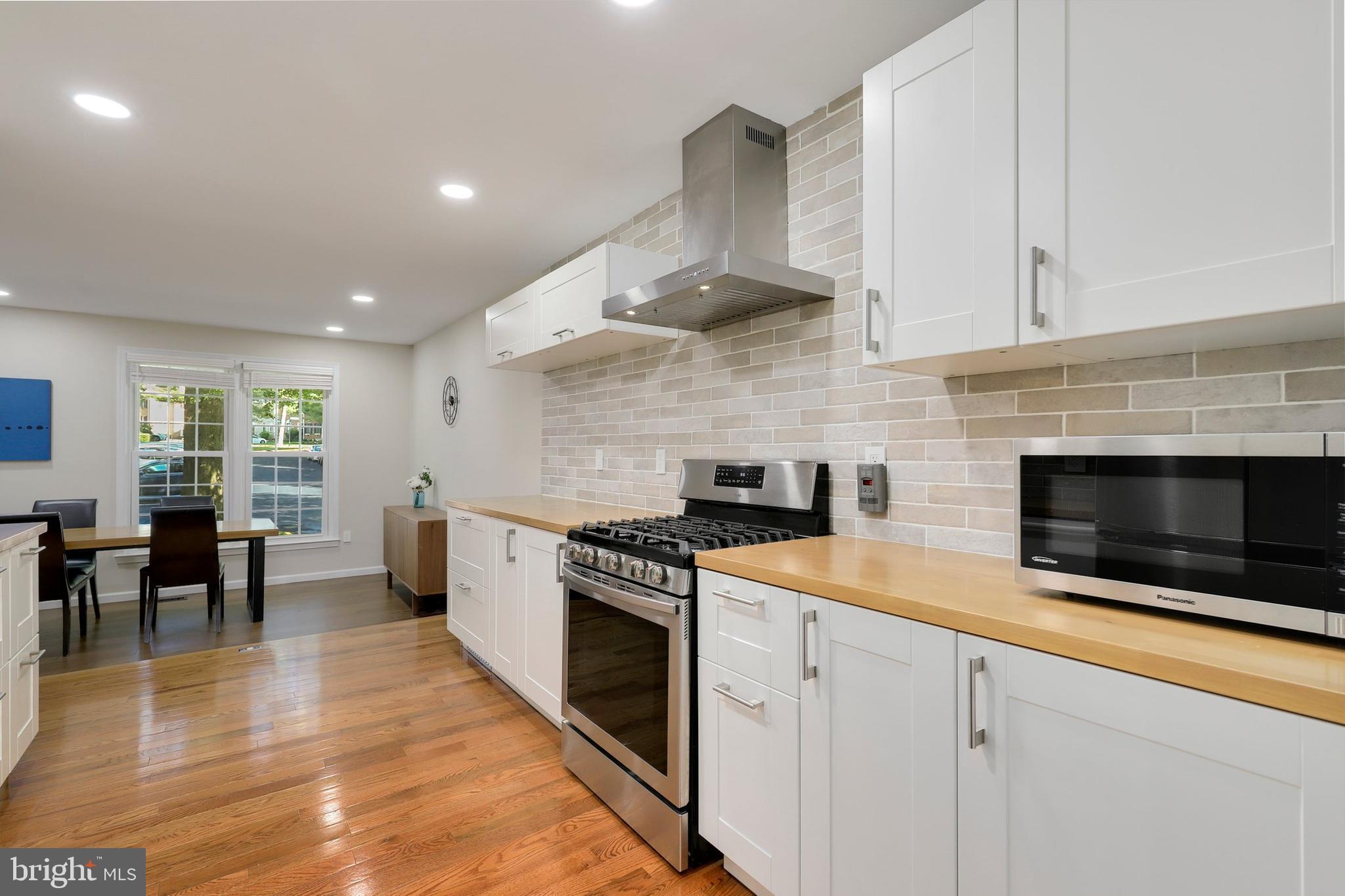 4845 Carriagepark Road Fairfax, VA 22032 - Photo 8 of 38 Gallery Image 8