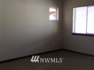17827 19th Avenue Southeast, Unit 27 Bothell, WA 98012 - Photo 18 of 24