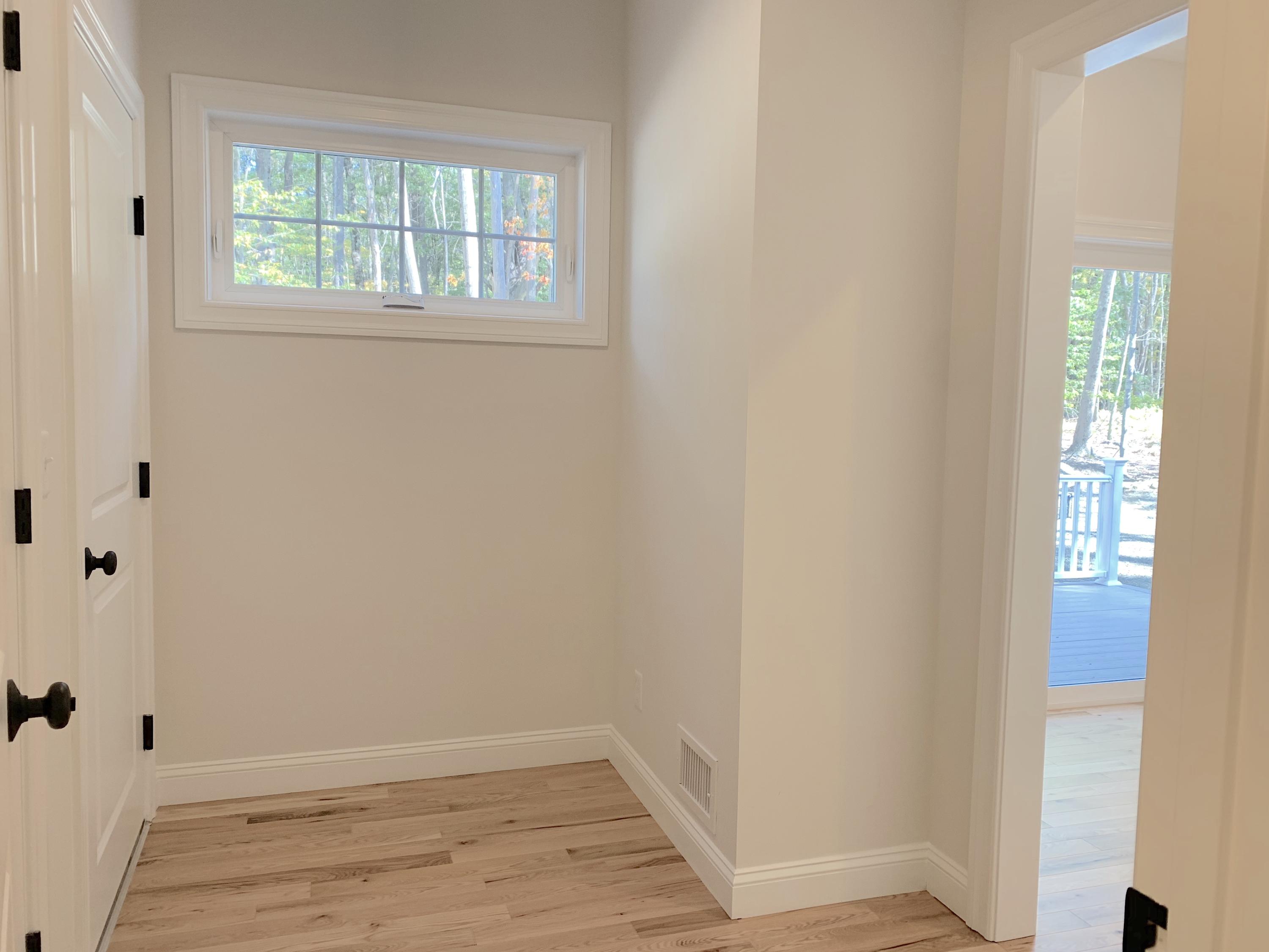 15 Miller Road Kittery Point, ME 03905 - Photo 2 of 24 Mudroom/Entry from Garage