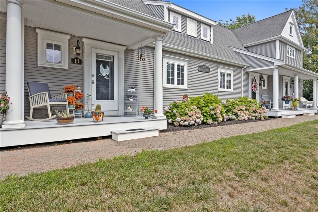 425 Main Street, Unit B Wareham, MA 02571 - Photo 1 of 34 Gallery Image 1