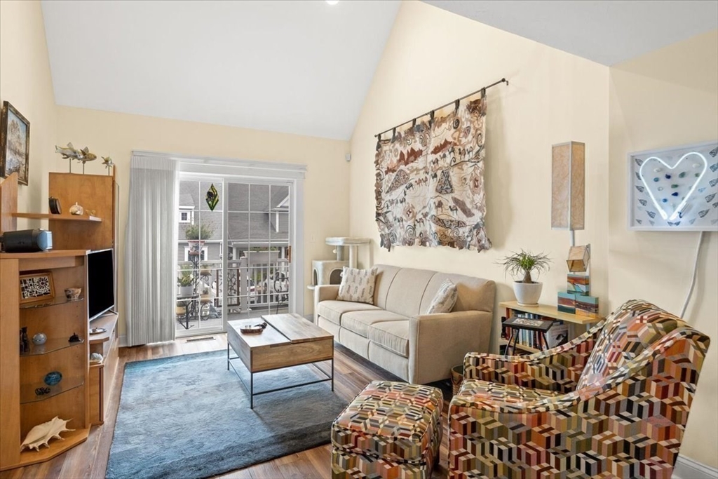 425 Main Street, Unit B Wareham, MA 02571 - Photo 11 of 34 Gallery Image 11