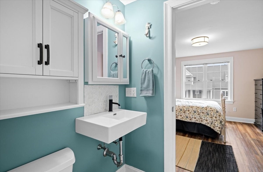 425 Main Street, Unit B Wareham, MA 02571 - Photo 16 of 34 Gallery Image 16
