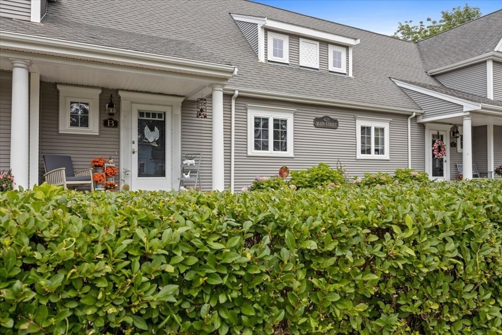 425 Main Street, Unit B Wareham, MA 02571 - Photo 2 of 34 Gallery Image 2