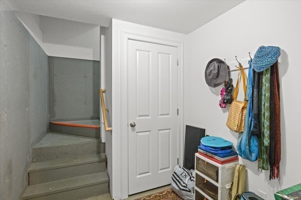425 Main Street, Unit B Wareham, MA 02571 - Photo 25 of 34 Gallery Image 25