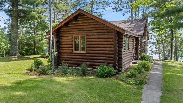 $575,000 | 52000 Antler Lake Island Drive, Bigfork, MN 56628