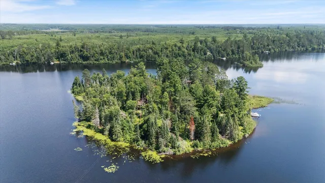 $575,000 | 52000 Antler Lake Island Drive, Bigfork, MN 56628