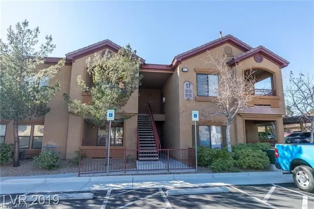 $1,145 | 8250 North Grand Canyon Drive, Unit 1111, Las Vegas, NV 89166