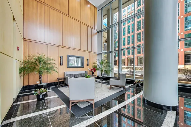 $330,000 | 345 North LaSalle Drive, Unit 1902, Chicago, IL 60654