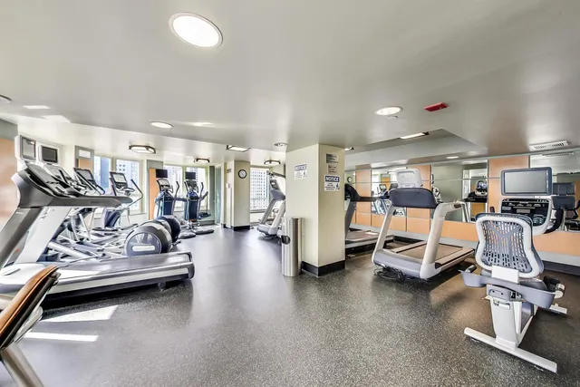 $330,000 | 345 North LaSalle Drive, Unit 1902, Chicago, IL 60654