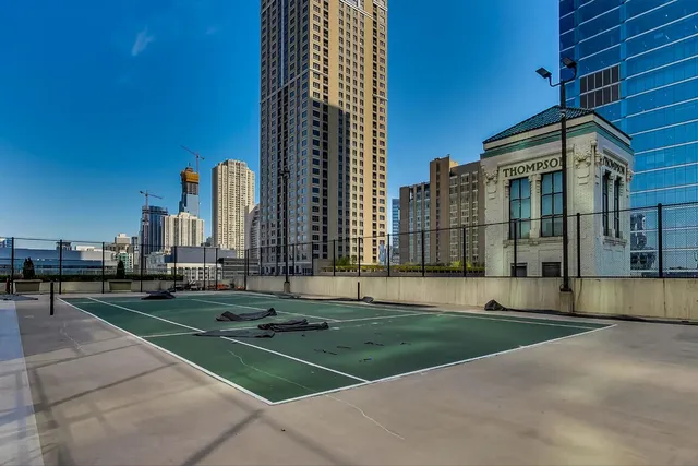 $330,000 | 345 North LaSalle Drive, Unit 1902, Chicago, IL 60654