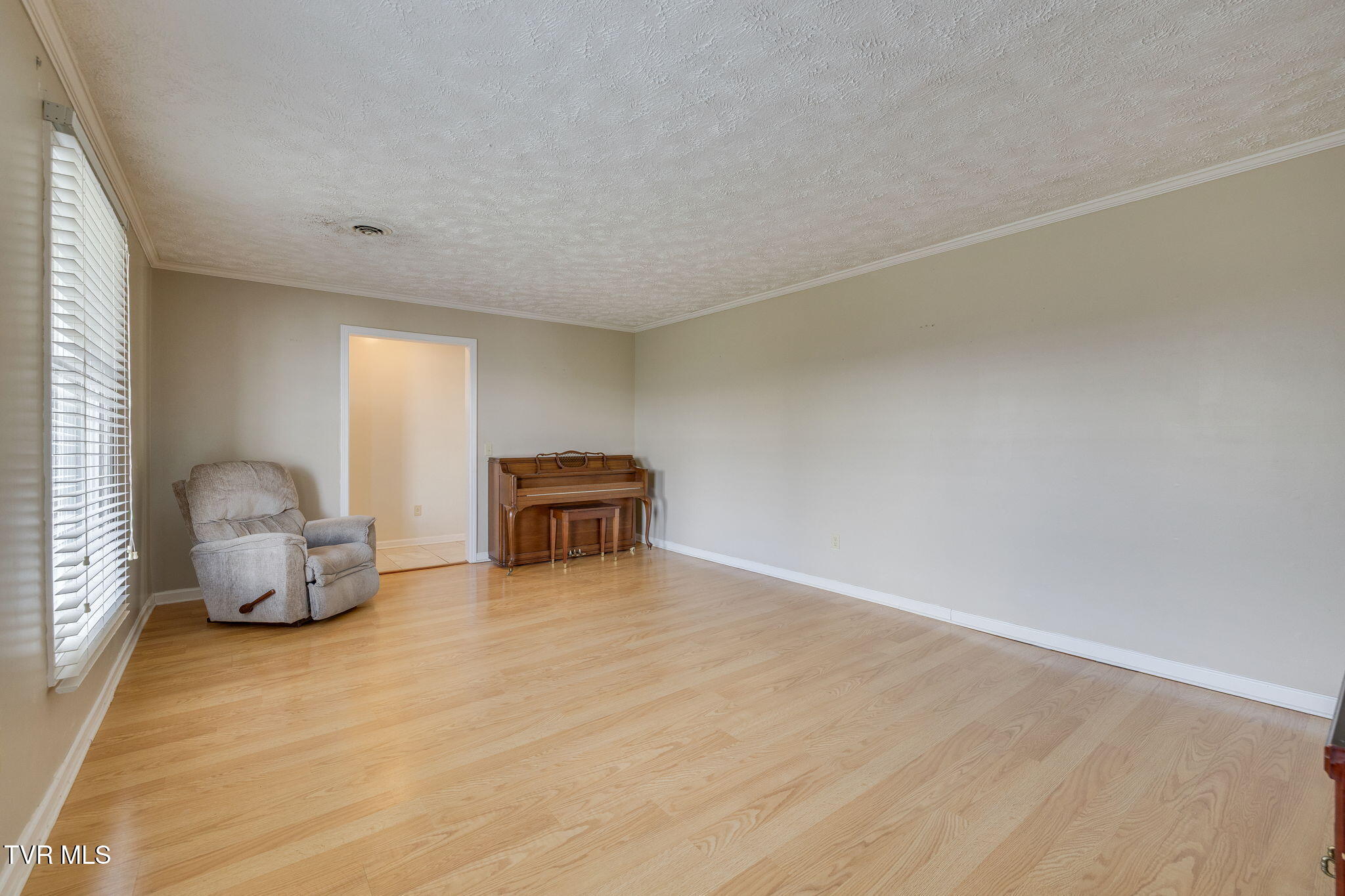 445 Old Stage Road Church Hill, TN 37642 - Photo 11 of 52 009