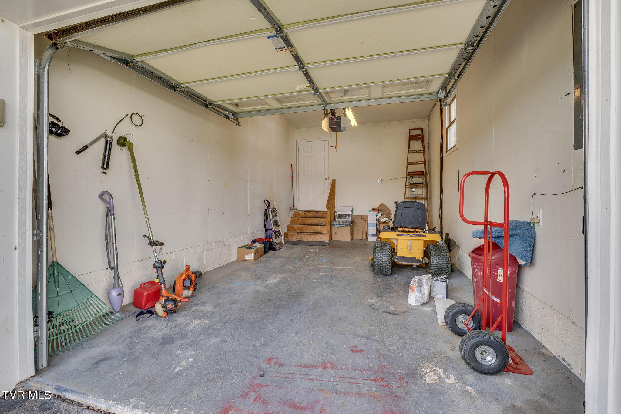 445 Old Stage Road Church Hill, TN 37642 - Photo 36 of 52 036