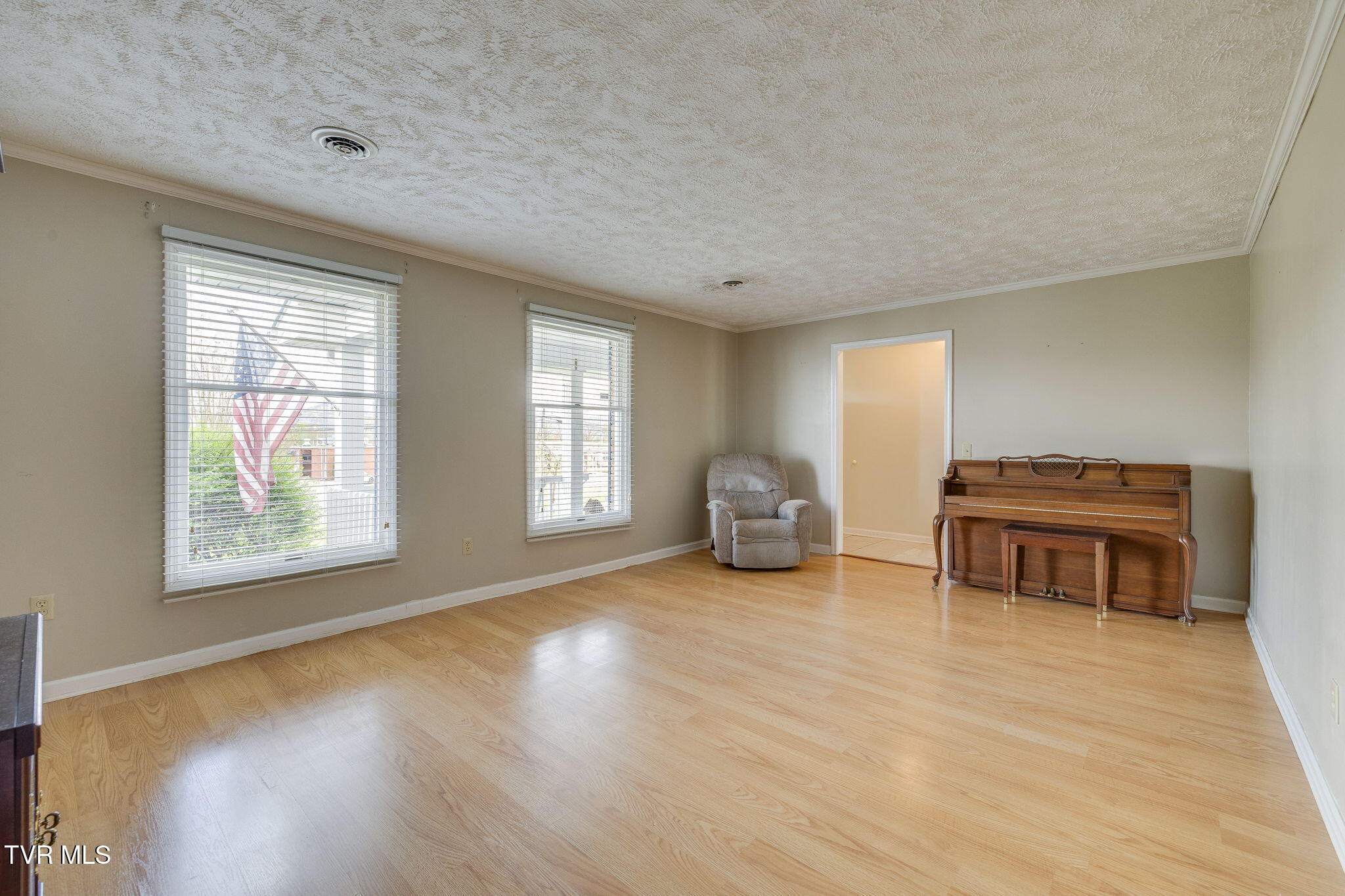 445 Old Stage Road Church Hill, TN 37642 - Photo 10 of 52 008