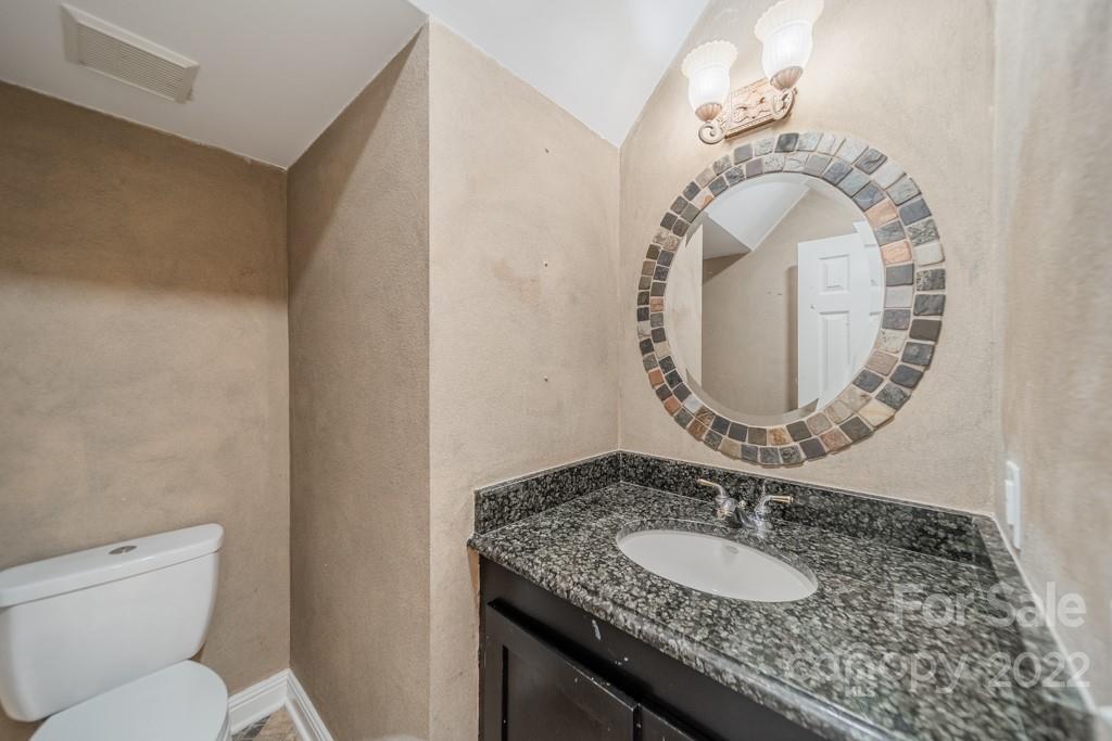 11403 Gold Pan Road Charlotte, NC 28215 - Photo 12 of 34 Gallery Image 12