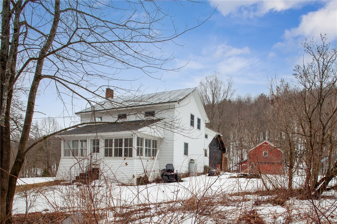 105 Vintonton Road Fulton, NY 12187 - Photo 2 of 18