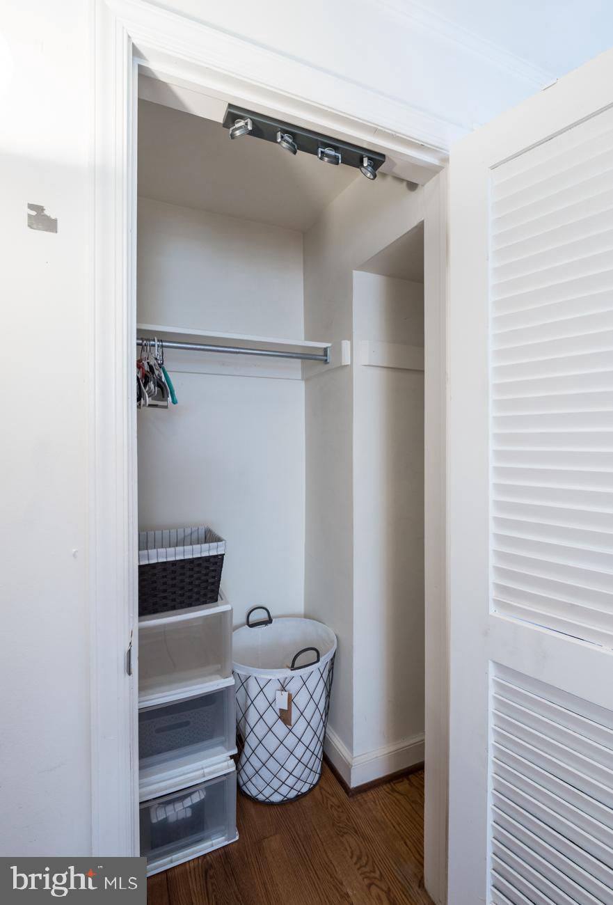 3424 O Street Northwest Washington, DC 20007 - Photo 26 of 29