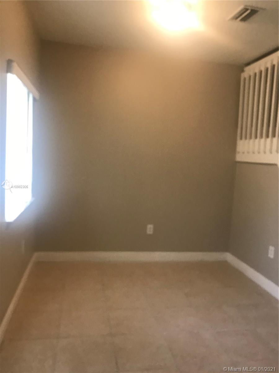 2929 Southeast 15th Terrace, Unit 2929 Homestead, FL 33035 - Photo 2 of 6