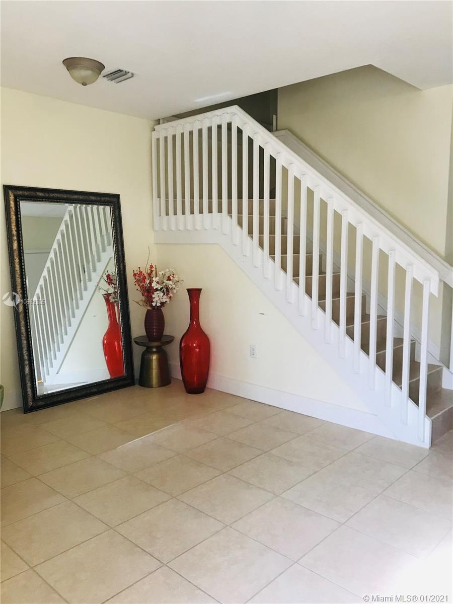 2929 Southeast 15th Terrace, Unit 2929 Homestead, FL 33035 - Photo 4 of 6