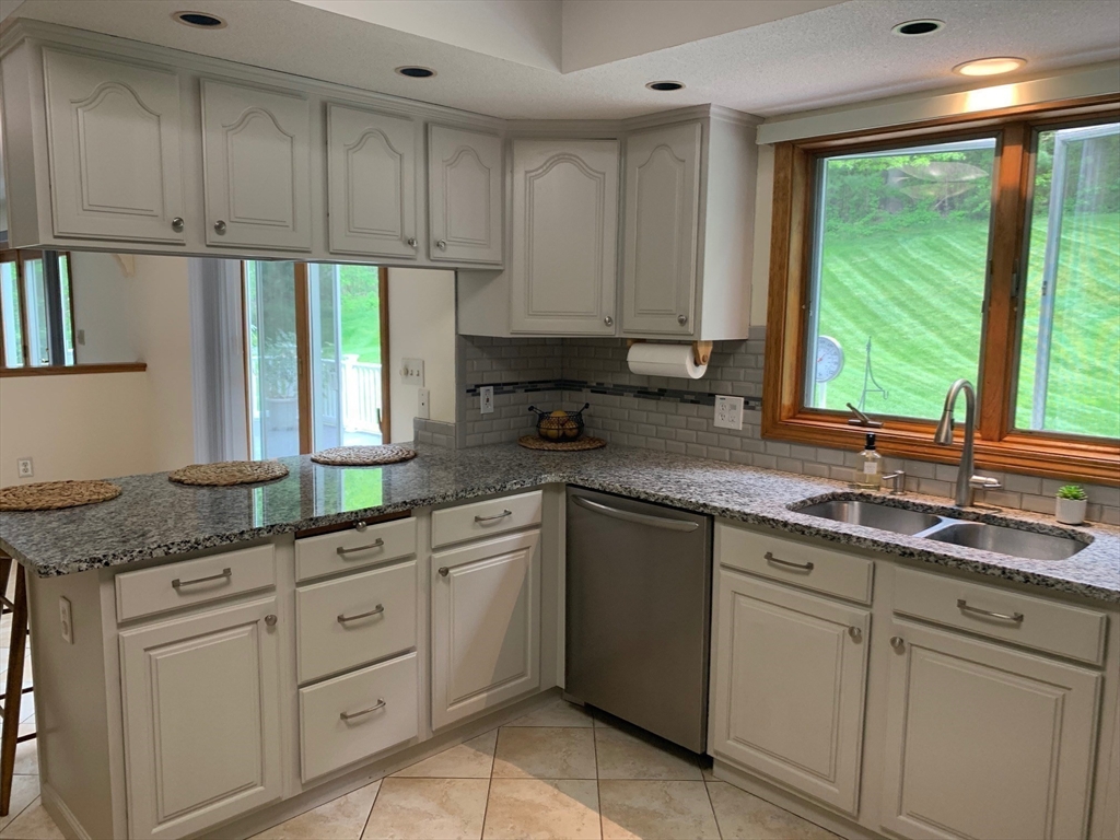 115 Timber Ridge Road Ludlow, MA 01056 - Photo 14 of 41 Gallery Image 14