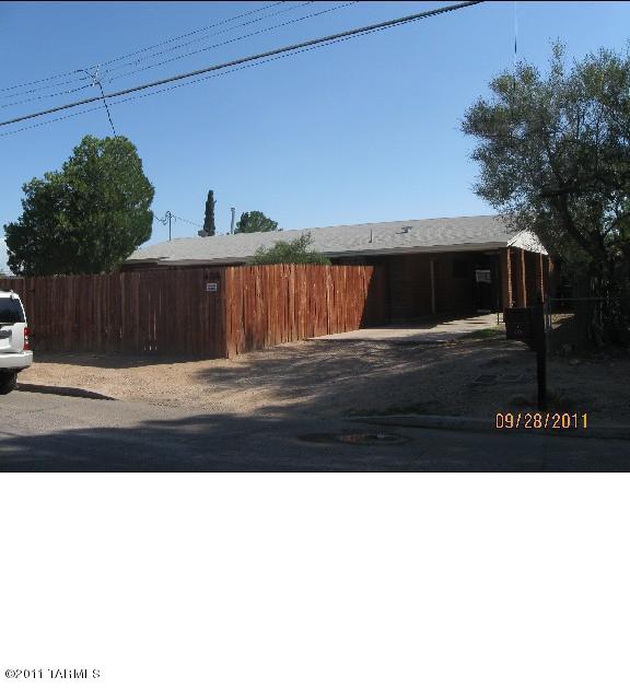 408 East Pastime Road Tucson, AZ 85705 - Photo 1 of 8