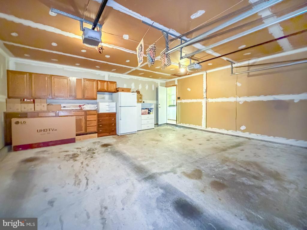 236 Greenview Road Yardley, PA 19067 - Photo 30 of 38 2 Car Garage