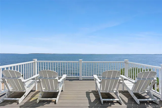 $2,699,999 | 5218 Peconic Bay Boulevard, Laurel, NY 11948